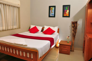 Wayanad Cliff Hotel Kalpetta Exterior photo
