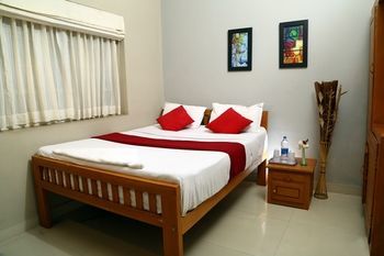 Wayanad Cliff Hotel Kalpetta Exterior photo